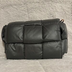 Naariian Gray Quilted Puff Nylon Crossbody Women's Bag